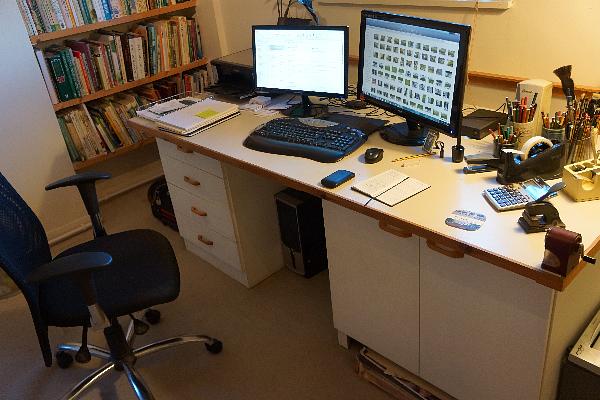 ML_Recycled_Desk