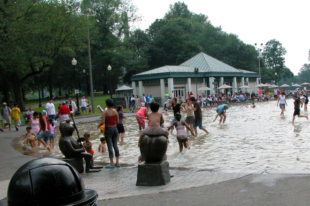 Children and water, Boston